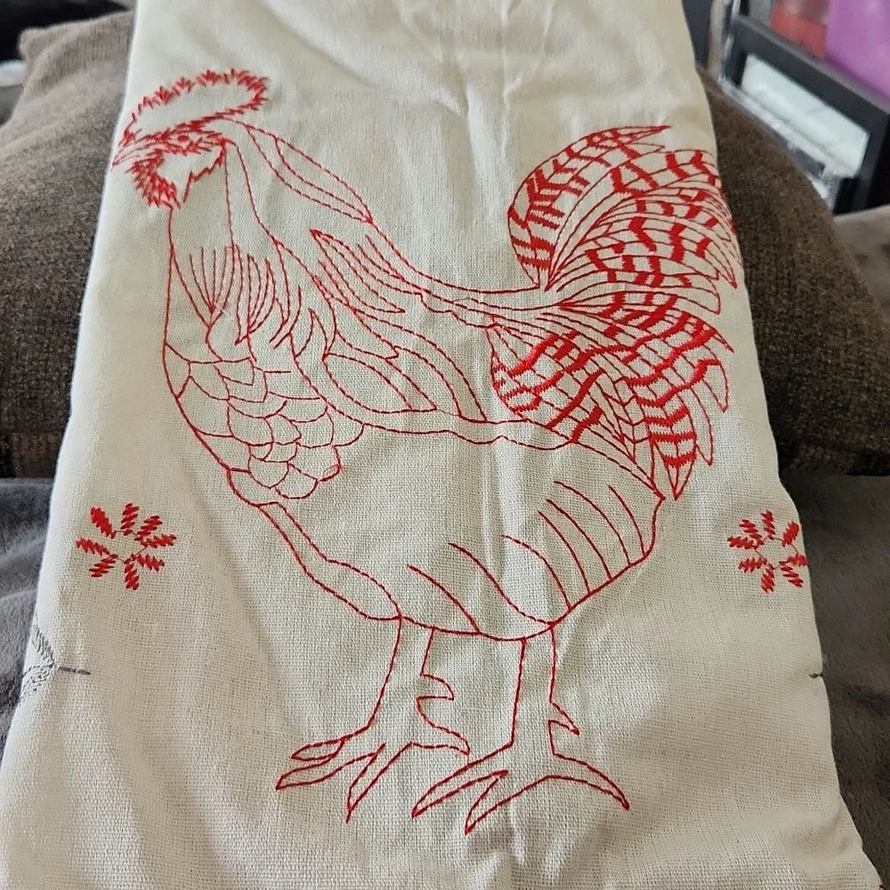 Red Shed 48 in Tree Skirt - Picture 2 of 5